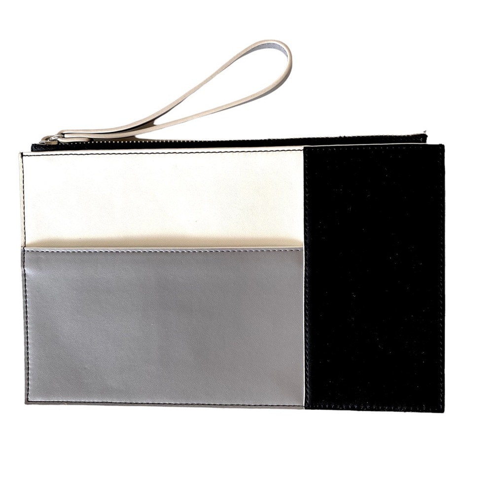 Vera Bradley Gray Black White Color Block Flat Zippered Wristlet